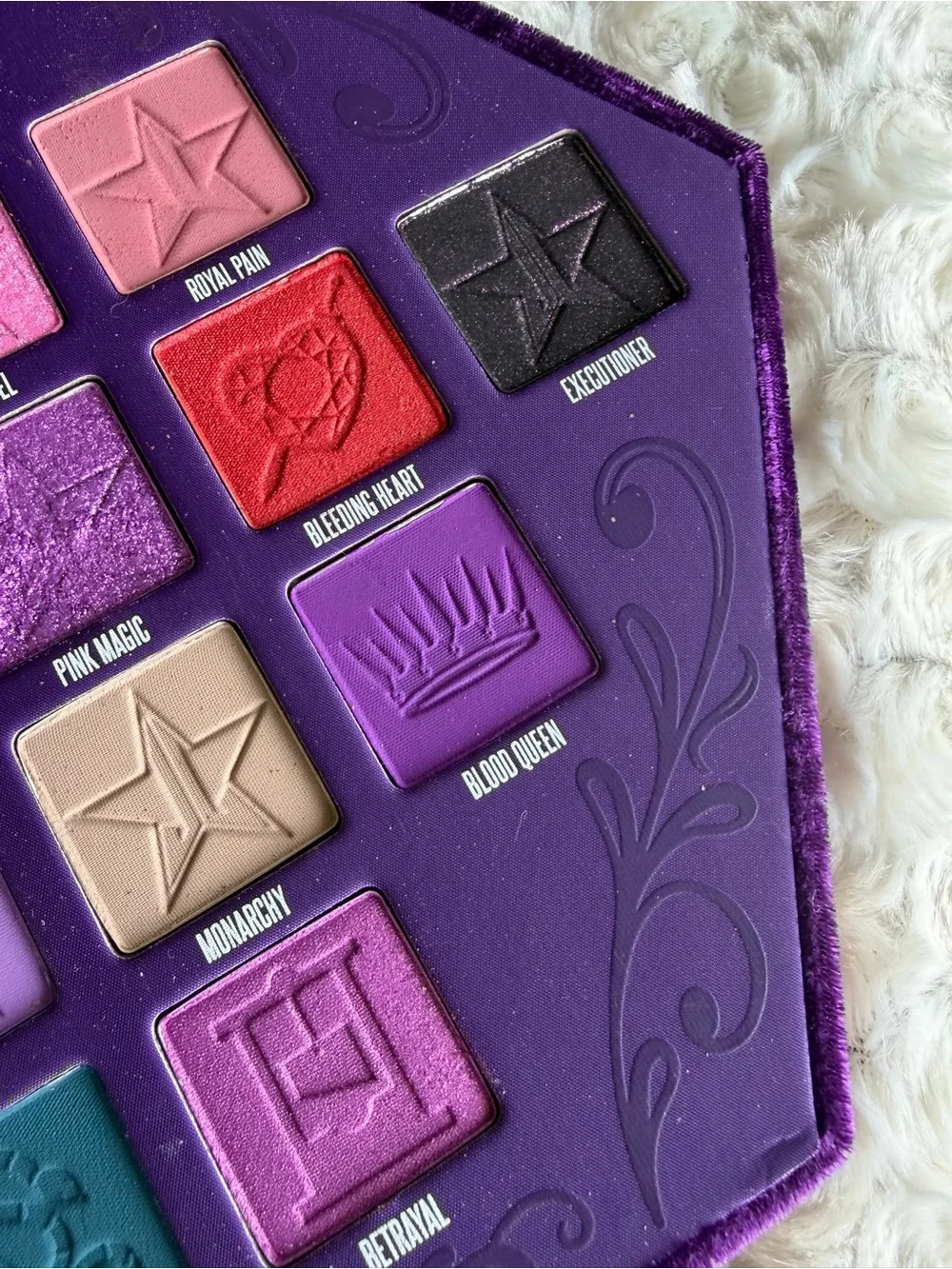 New Jeffree Star Blood Lust Eyeshadow Palette
